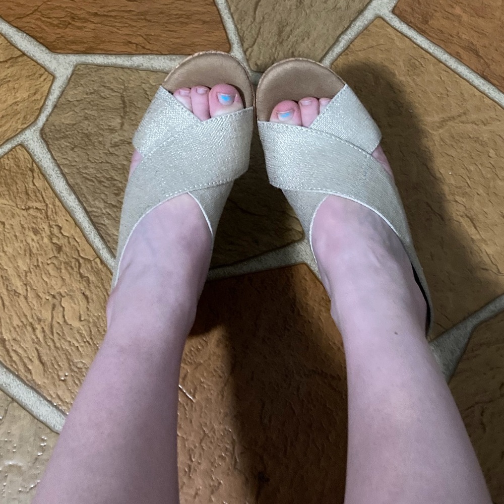 Gold Cork Wedge Sandals - Picture 8 of 10